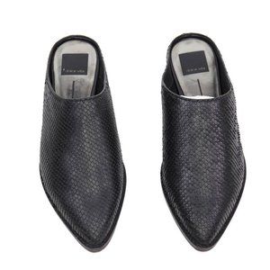Dolce Vita Womens Aven Mule Flat Shoes Black Snakeskin Leather Pointed Toe 6